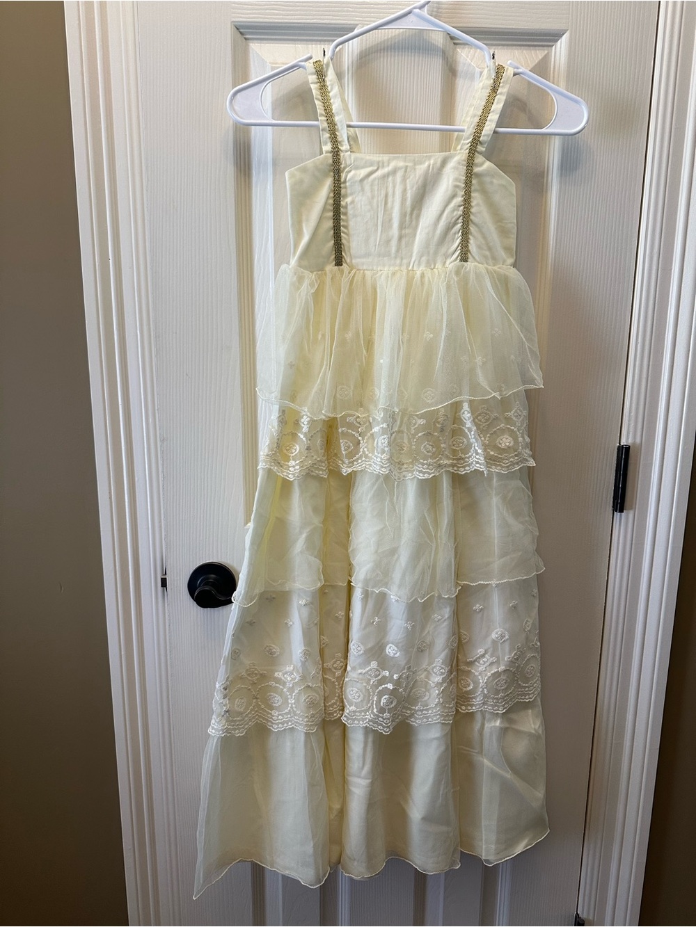 Girls Ivory Tiered Lace Special Occasion Dress